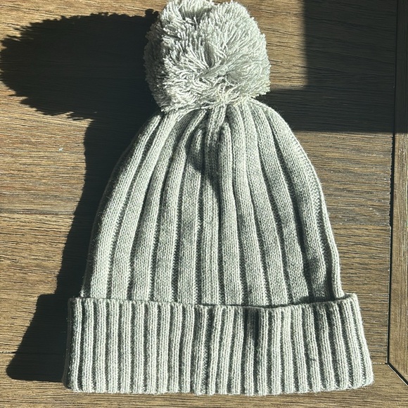 Michael Kors beanie, adult - Picture 2 of 4